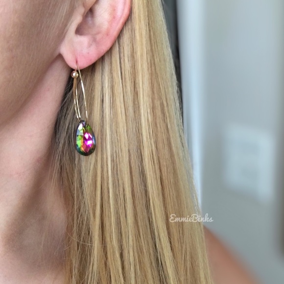 💥3/$28 New MultiColored Dimensional Rainbow Crystal Bead Drop Threader Earrings - Picture 2 of 15